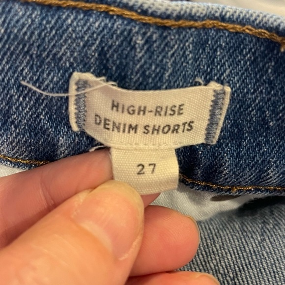 Madewell High Rise Denim Cut Off Distressed Denim Shorts - Picture 5 of 6